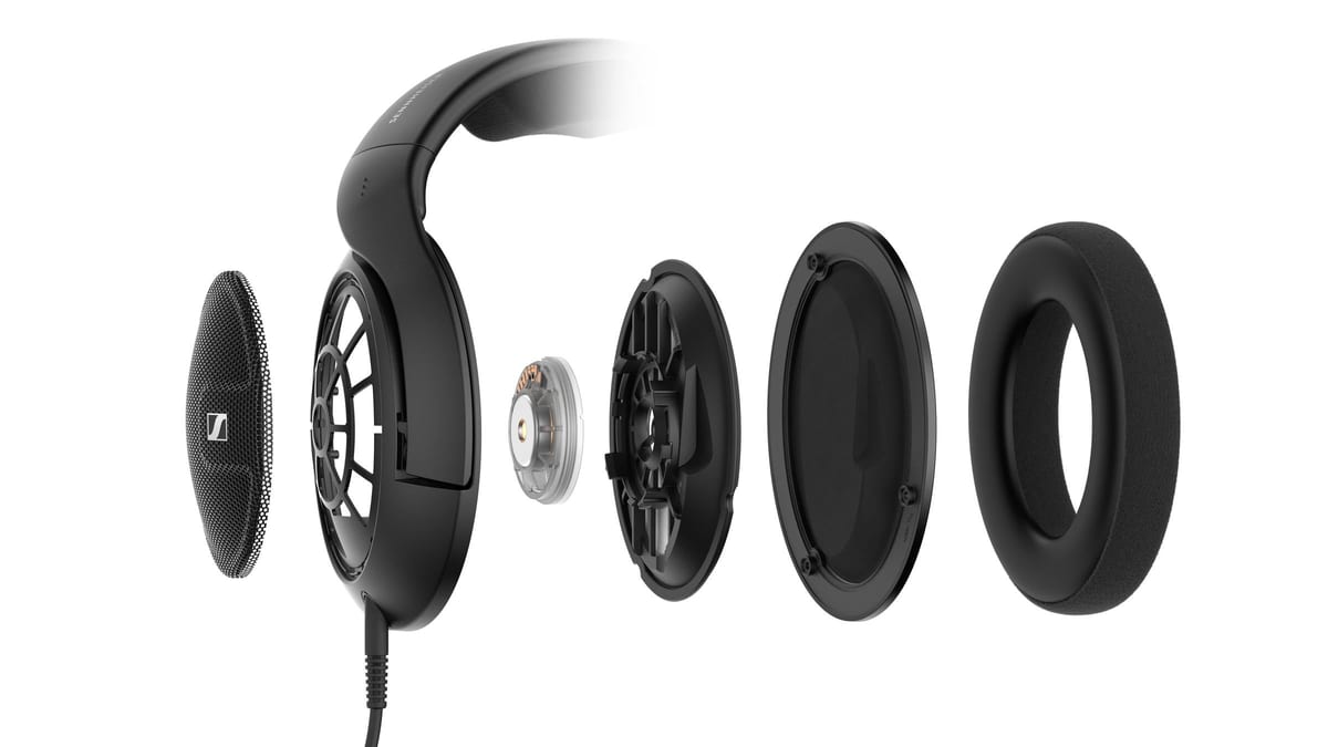 Sennheiser HD 560S detail shot 3